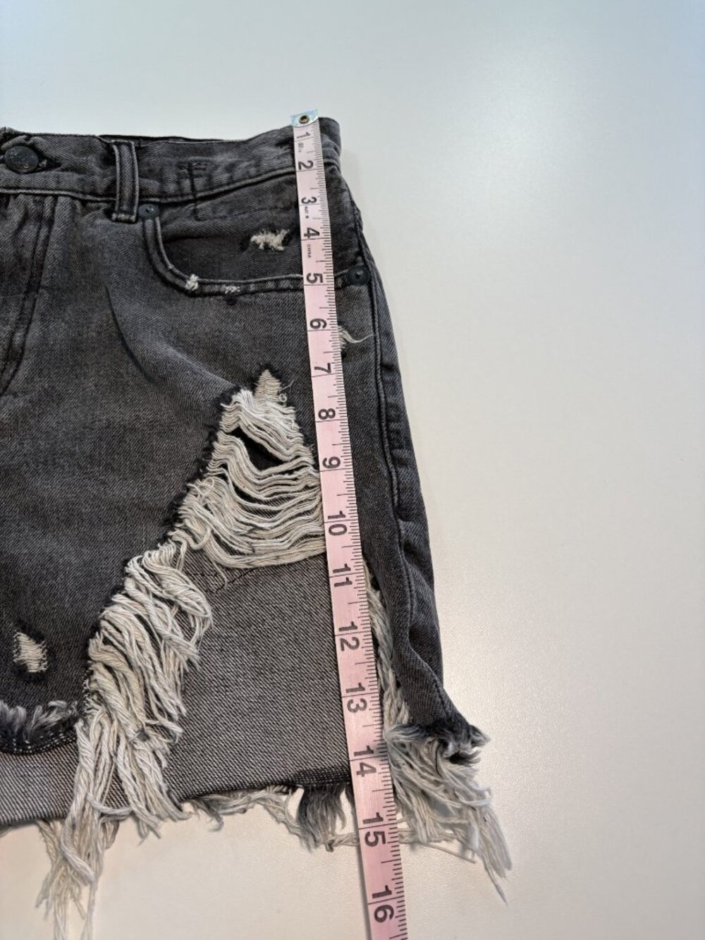 R13 Made In Italy Distressed Denim Cutoff Shorts Gray Black Wash Size 28 - Picture 7 of 10